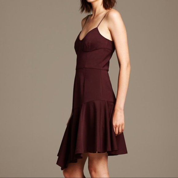 NWOT Banana Republic Burgundy Bustier Asymmetrical Fit & Flare Midi Dress Sz 2 - Picture 1 of 8